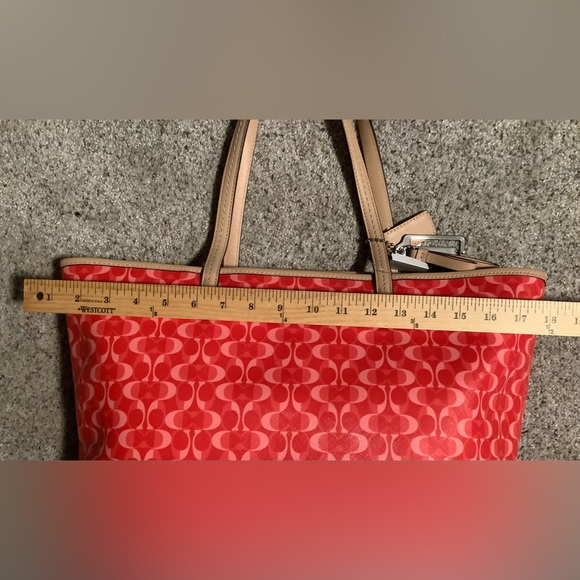Coach Peyton Park Dream C Tote #F256773 Red & Pink with Tan Lth trim NWT - Picture 11 of 11